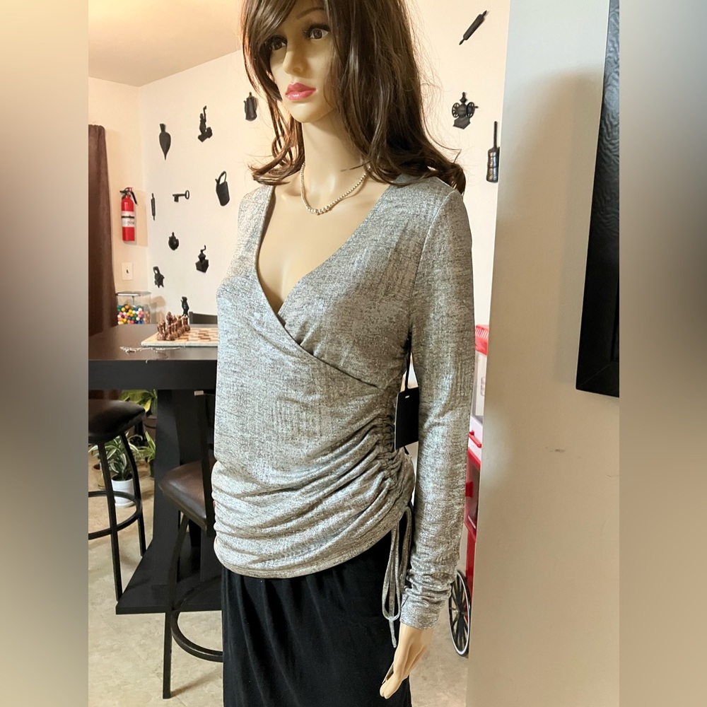Trouve Metallic Silver Rouched Top - Silk Foil Nordstrom Small New with Tags - Picture 5 of 16